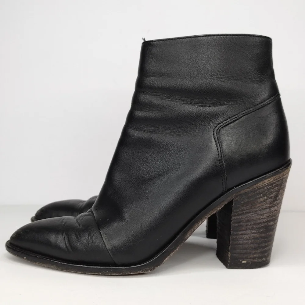 Vince Women's Black Leather Side Zipper Pointed Toe Stacked Heeled Ankle Boots